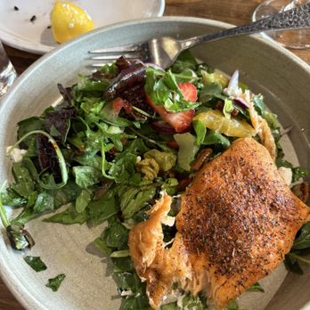 Eureka! - Goat Cheese Citrus Salad add Blackened Salmon - American Near Me - Berkeley, California