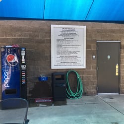 Splash Park - Bathroom, water fountain, soda machine