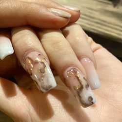 Focus Nails
