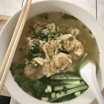Canton Restaurant - Chao Ca Cho Cu - Wonton Noodle Soup - $10 special - Vietnamese Near Me - Westminster, California Canton Restaurant - Chao Ca Cho Cu - Wonton Noodle Soup - $10 special - Vietnamese Near Me - Westminster, California