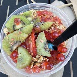 Beyond Juicery + Eatery - Blue Boba Bowl