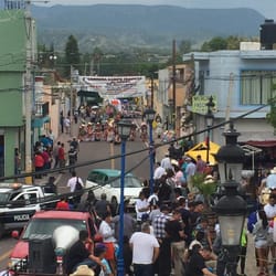Familiar Huaricho - View of the plaza from the balcony