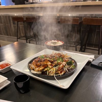 Ozeki Ramen & Sushi Izakaya by null