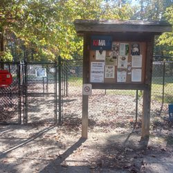 Piney Wood Dog Park - Community bulletin board before the first dog park you go through to get to the next dog park?