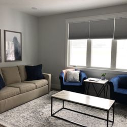 Busy Bee TC - Welcoming Lounge Room