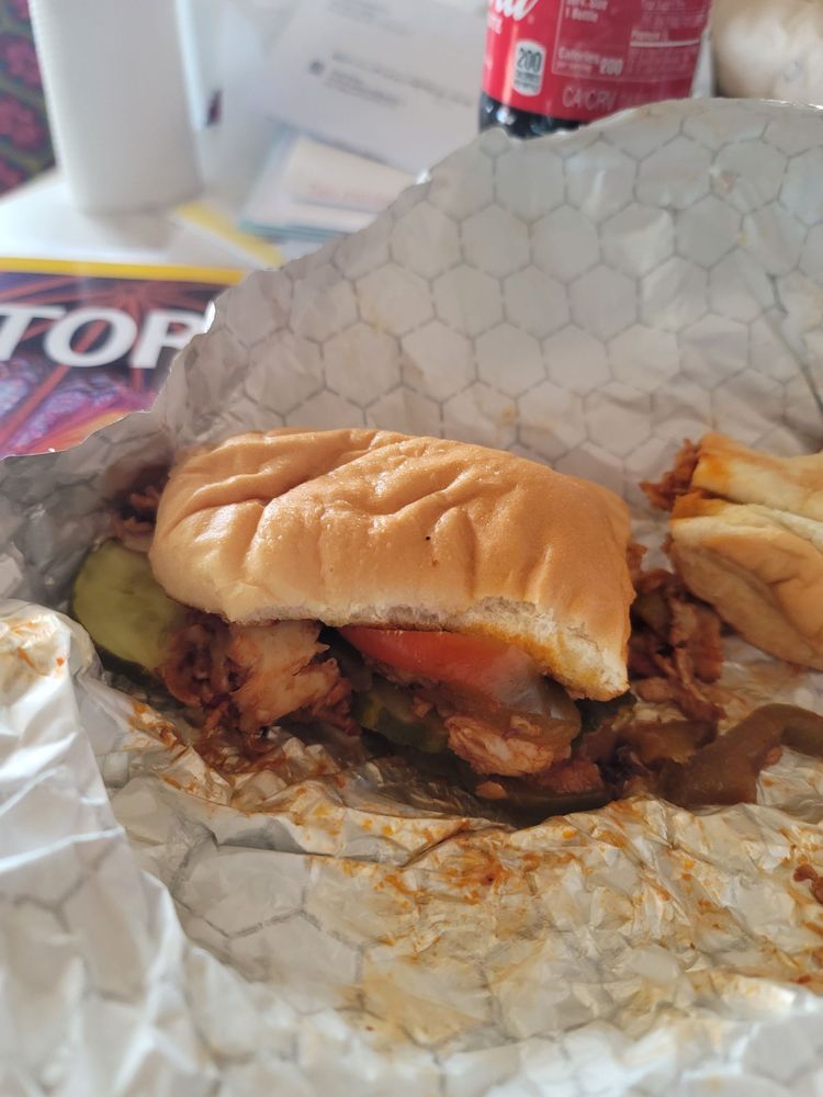 BAGGIN’S GOURMET SANDWICHES 34 Photos & 116 Reviews 11015 N Oracle Rd, Tucson, Arizona