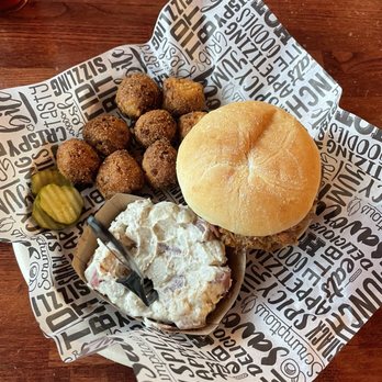 The Apple House - Pulled pork sandwich Potato Salad Hush puppies - American Near Me - Linden, Virginia The Apple House - Pulled pork sandwich Potato Salad Hush puppies - American Near Me - Linden, Virginia