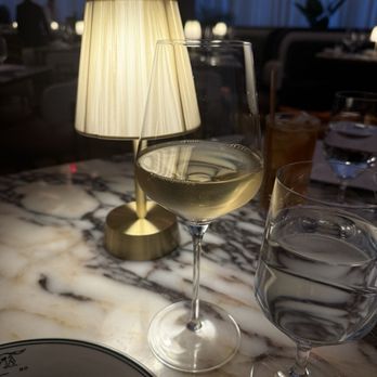 1587 Prime - Pinot Grigio - Steakhouses Near Me - Kansas City, Missouri