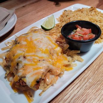 Applebee's Grill + Bar - American Near Me - La Habra, California