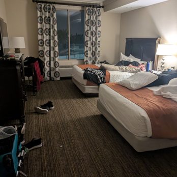 Ayres Hotel Orange - Excuse the messy room....very spacious - Hotels Near Me - Orange, California