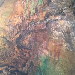 L'Epopée de Capelton - Green = Copper Black = Magnesium Red/Orange = Iron