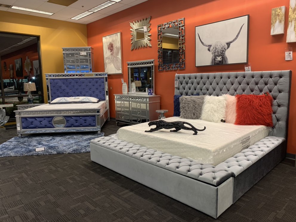 FURNITURE QUEEN Updated September 2024 47 Photos 2115 Eisenhower