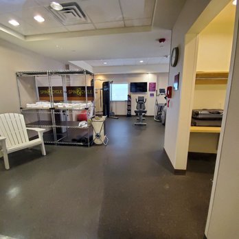 Home2 Suites by Hilton Kingman - Exercise room - Hotels Near Me - Kingman, Arizona Home2 Suites by Hilton Kingman - Exercise room - Hotels Near Me - Kingman, Arizona
