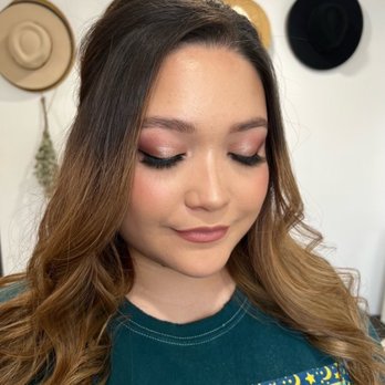Quendie Joy - Makeup Artists Near Me
