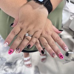 Union Nails