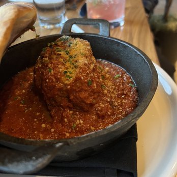 matchbox - Ginormous Meatball - New American Near Me - Reston, Virginia matchbox - Ginormous Meatball - New American Near Me - Reston, Virginia