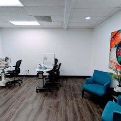 Walnut Vision - We offer ZEISS Humphrey Field Analyer 3, the gold standard in visual field and Topcon Corneal Analyzer to treat keratoconus and more!