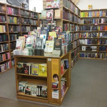 Half Price Books - This location is really organized and keeps their displays nice and neat. - Books, Mags, Music & Video Near Me - Lewisville, Texas