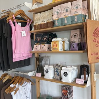 Kai Bar Coffee Roasters - Coffee Roasteries Near Me - Kilauea, Hawaii Kai Bar Coffee Roasters - Coffee Roasteries Near Me - Kilauea, Hawaii