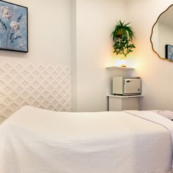Mongolian Massage Lab - Massage room