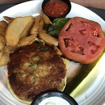 Franklins General Store - Crabcake Sammie - New American Near Me - Hyattsville, Maryland
