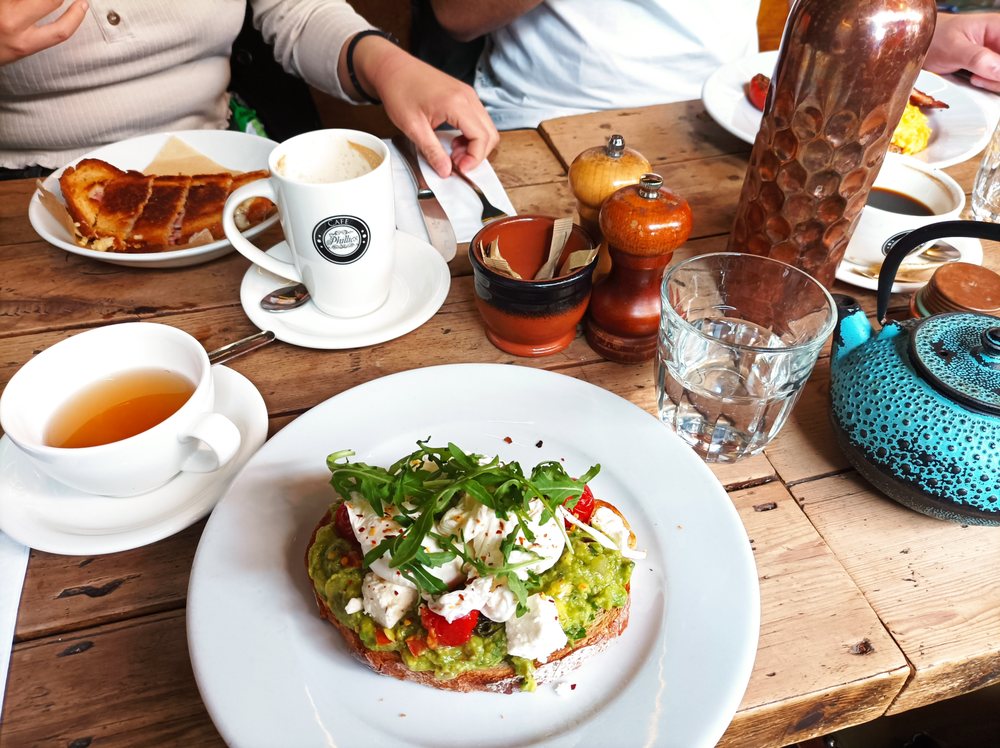 CAFÉ PHILLIES Updated October 2024 60 Photos & 31 Reviews 2A