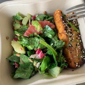 Erewhon - Citrus Salad and Tofu - Grocery Near Me - Los Angeles, California