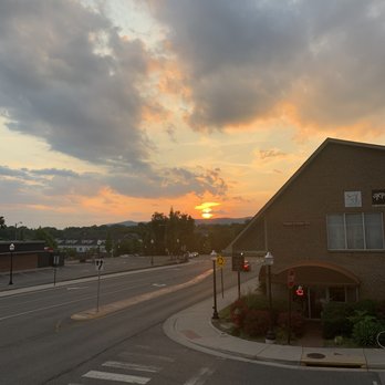 622 North - Outside patio view - Wine Bars Near Me - Blacksburg, Virginia