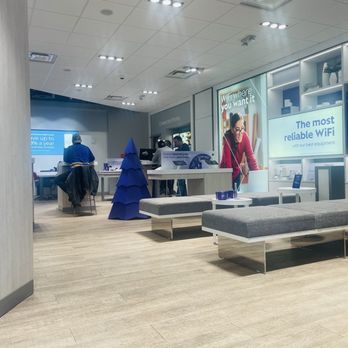 Xfinity Store by Comcast - Waiting area - Internet Service Providers Near Me - Monroeville, Pennsylvania Xfinity Store by Comcast - Waiting area - Internet Service Providers Near Me - Monroeville, Pennsylvania