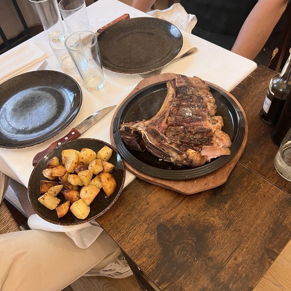 Osteria del Giglio - Big ass steak and potatoes - Tuscan Near Me - Florence, FI Osteria del Giglio - Big ass steak and potatoes - Tuscan Near Me - Florence, FI