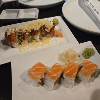 Shogun Restaurant - Half Crunchy Dragon Roll & Half Alaskan Roll - Sushi Bars Near Me - Pasadena, California Shogun Restaurant - Half Crunchy Dragon Roll & Half Alaskan Roll - Sushi Bars Near Me - Pasadena, California