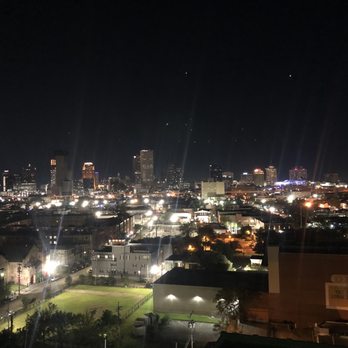 Hot Tin - Scenic views from this rooftop bar - Cocktail Bars Near Me - New Orleans, Louisiana