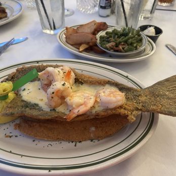 Rips on the Lake - Seafood Near Me - Mandeville, Louisiana Rips on the Lake - Seafood Near Me - Mandeville, Louisiana