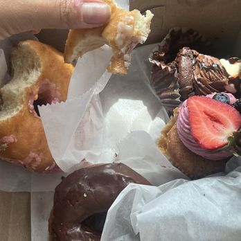 Sweet Theory Baking - Donuts cupcakes - Bakeries Near Me - Jacksonville, Florida Sweet Theory Baking - Donuts cupcakes - Bakeries Near Me - Jacksonville, Florida