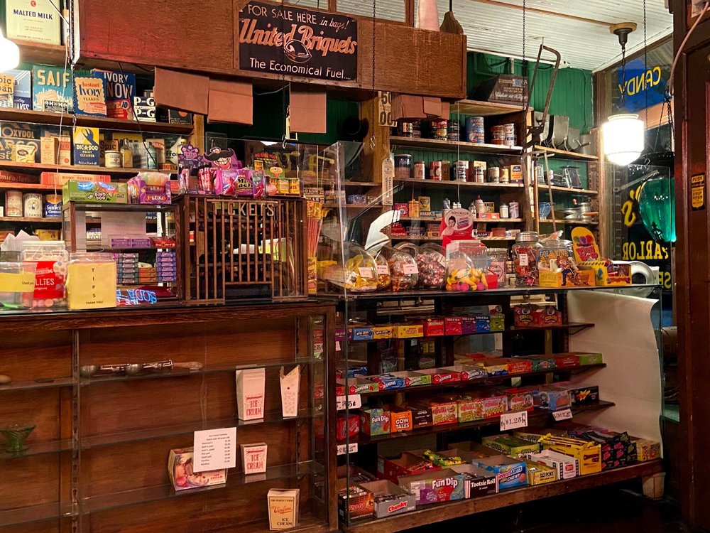 LAUBER’S OLD FASHION ICE CREAM PARLOR 63 Photos & 32 Reviews 2010