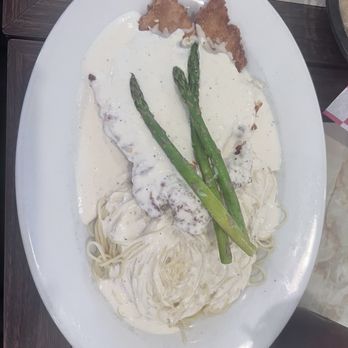 Italian Garden - Chicken Cremora - Italian Near Me - San Marcos, Texas Italian Garden - Chicken Cremora - Italian Near Me - San Marcos, Texas