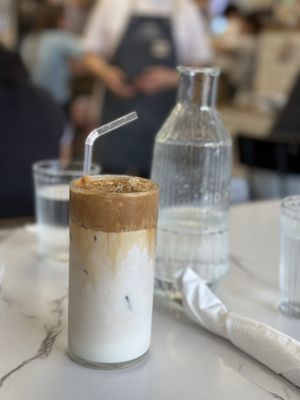 Cafe Weekend by null