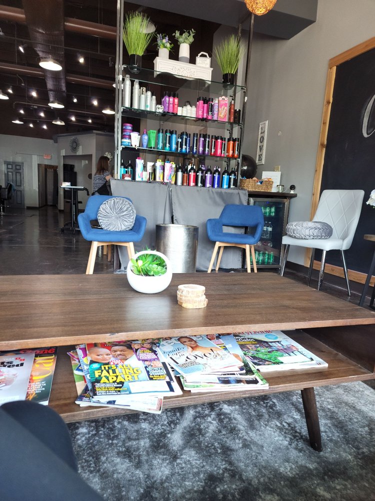 Casa Bella Salon Logo