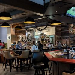 Rustic House - This really does not feel like a bar at all but a high-end casual restaurant
