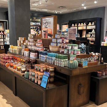 Bath & Body Works - Cosmetics & Beauty Supply Near Me - Houston, Texas Bath & Body Works - Cosmetics & Beauty Supply Near Me - Houston, Texas
