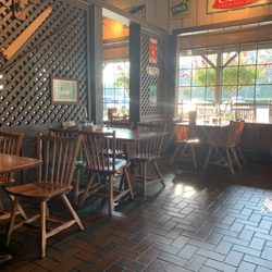 Cracker Barrel Old Country Store