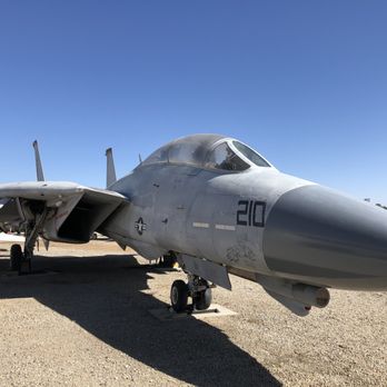 Estrella Warbird Museum - Museums Near Me - Paso Robles, California