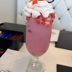 Eat Asia + Hello Kitty - Drink: strawberry yogurt