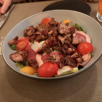 L'Ange 20 - Goat Cheese salad - French Near Me - Paris, 75 L'Ange 20 - Goat Cheese salad - French Near Me - Paris, 75