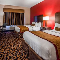 Best Western Plus Brandywine Inn & Suites - 2 Queen Bed
