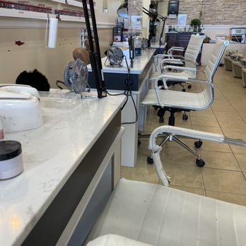 iNails and Spa - Nail Salons Near Me - Severna Park, Maryland