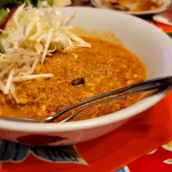 Hug Esan - Mee ka tee/coconut noodles with pork/crab. Alright. A bit sweet but cheap for the ingredients. - Thai Near Me - Elmhurst, New York Hug Esan - Mee ka tee/coconut noodles with pork/crab. Alright. A bit sweet but cheap for the ingredients. - Thai Near Me - Elmhurst, New York