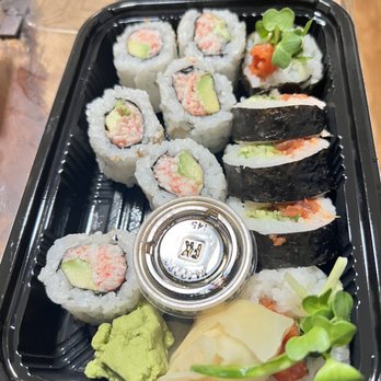 Manpuku - california maki roll and spicy tuna maki roll - Japanese Near Me - Berkeley, California