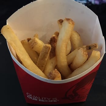 Wendy's - What's gives Wendy's? Why is my fry box half empty? This is the 3rd time you pulled this crap. - Burgers Near Me - Tacoma, Washington