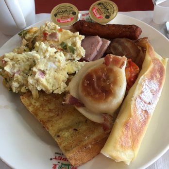Top Notch Restaurant - My first plate. Rolled Crepe at right side is my favorite. I miss it already - Breakfast & Brunch Near Me - Wiarton, Ontario